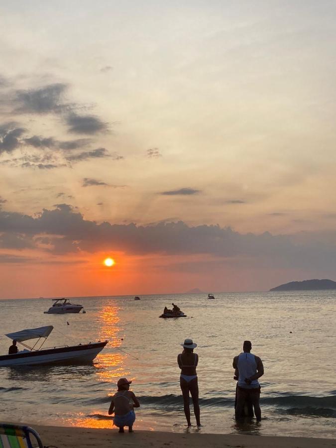 Suite Pe Na Areia- Espaco Independente Na Praia Do Curral Com Localizacao Privilegiada - Simplicidade E Comodidade Com O Por Do Sol Mais Lindo De Ilhabela - Melhor Custo Beneficio Para Ate 4 Pessoas , Na Av Jose Pacheco Do Nascimento Nº 7682 エクステリア 写真