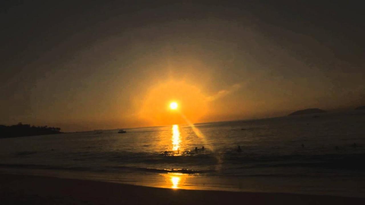 Suite Pe Na Areia- Espaco Independente Na Praia Do Curral Com Localizacao Privilegiada - Simplicidade E Comodidade Com O Por Do Sol Mais Lindo De Ilhabela - Melhor Custo Beneficio Para Ate 4 Pessoas , Na Av Jose Pacheco Do Nascimento Nº 7682 エクステリア 写真